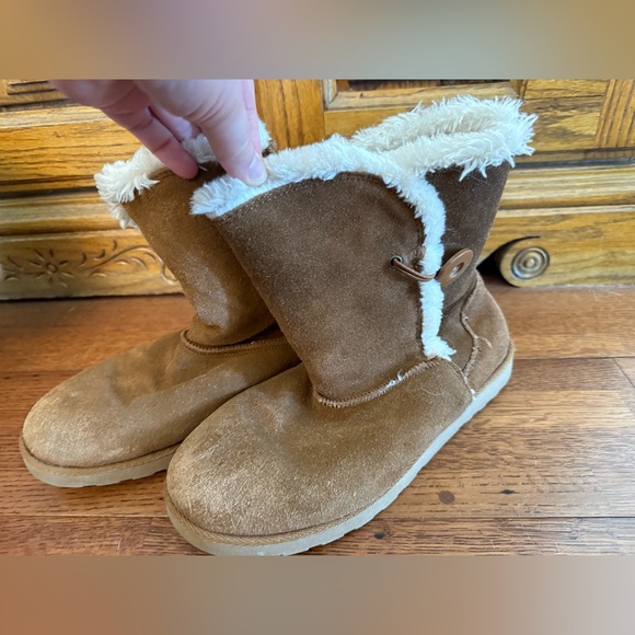SO Women's Suede Faux-Fur Boots - Picture 1 of 7